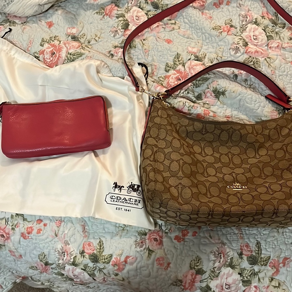 Coach Signature Purse With Wallet Gem
